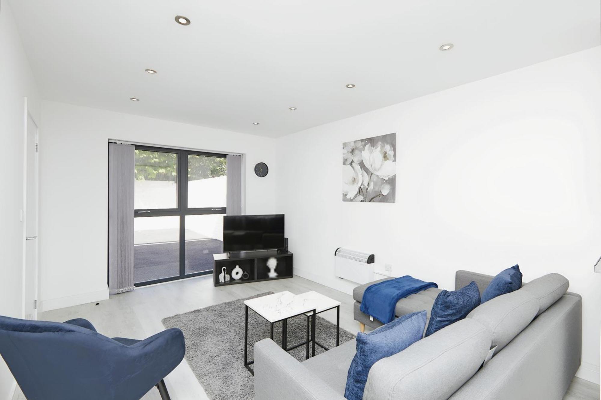 Modern Home In Derby City Centre - Free Gated Parking Exterior foto